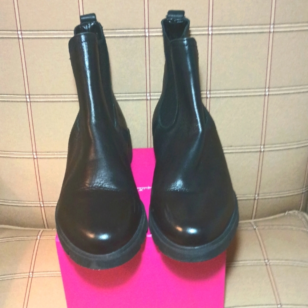EUC Studio Flex Genuine Leather Designer Boots (8)